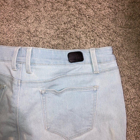 🔶Bundle 3 for 25🔶 Preowned light blue jeans - Picture 7 of 7